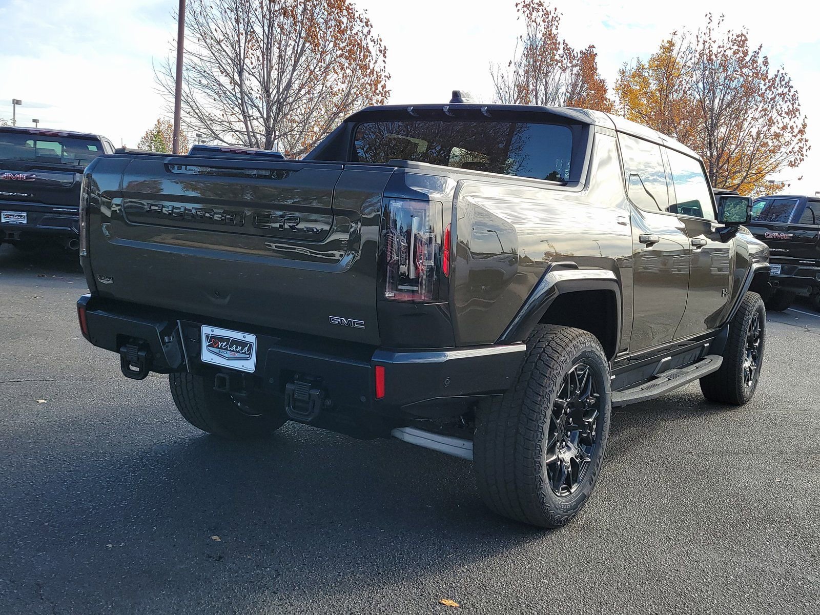 New 2026 GMC Hummer EV 4x4 Crew Cab w/ LPO, Dark Essentials Package image 3