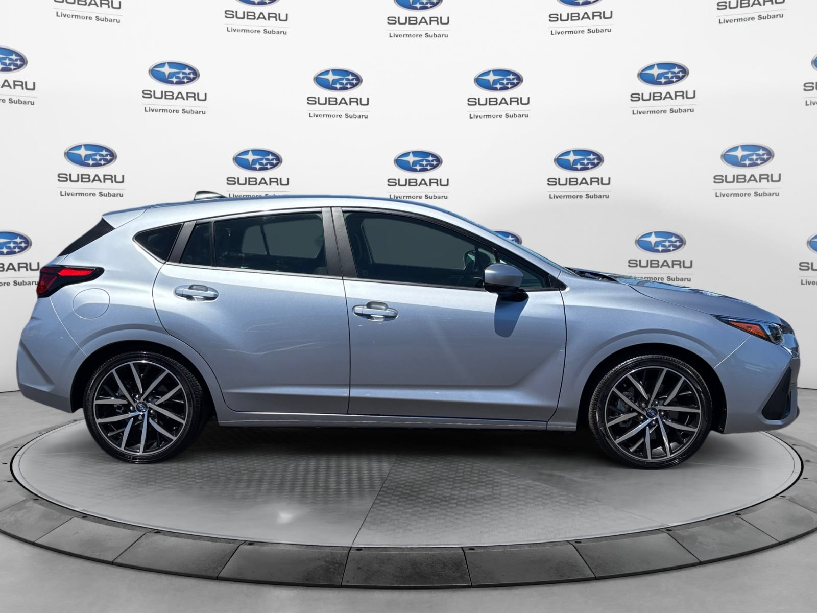 Used 2024 Subaru Impreza 2.0i Sport w/ Popular Package #1 AWD/4WD image 6