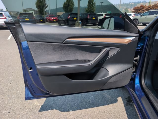 Used 2023 Tesla Model 3 Performance AWD/4WD image 17