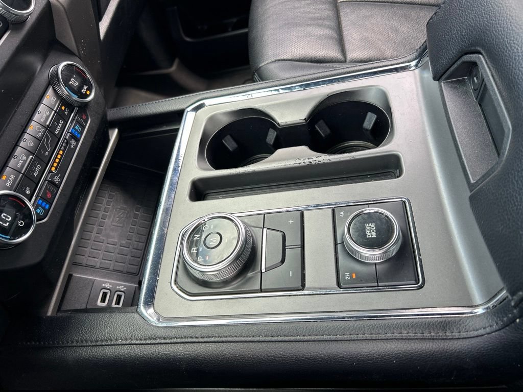 Used 2019 Ford Expedition Max XLT w/ Equipment Group 202A AWD/4WD image 36