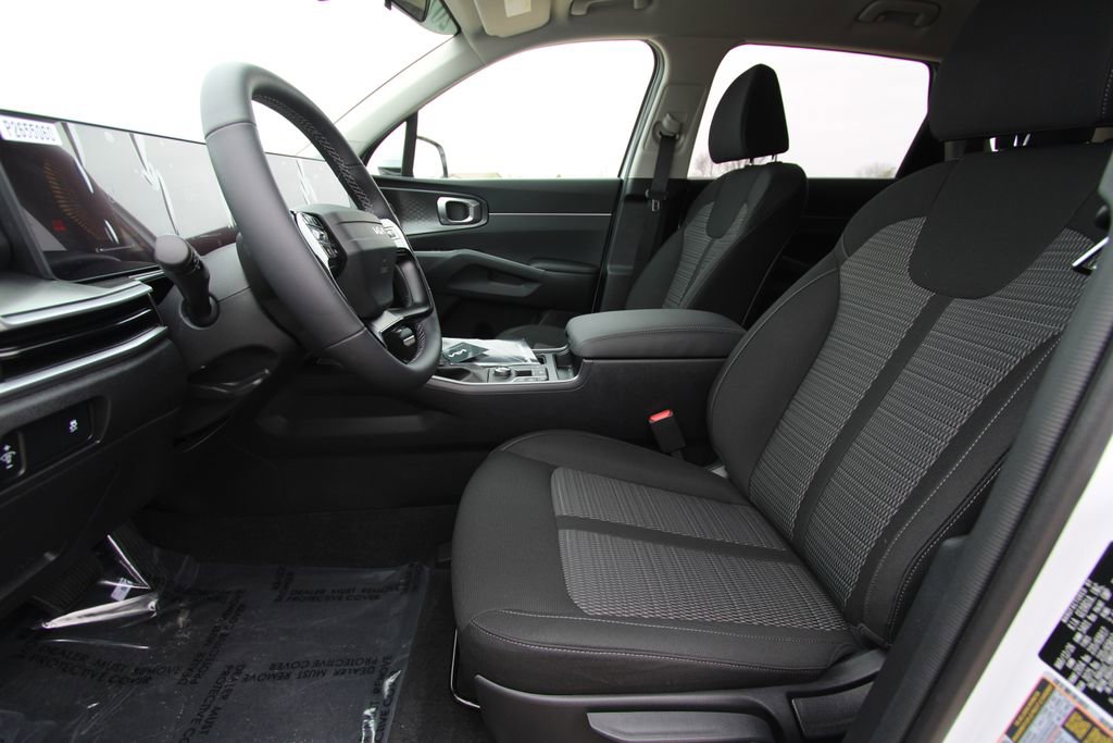 New 2026 Kia Sorento LX image 6