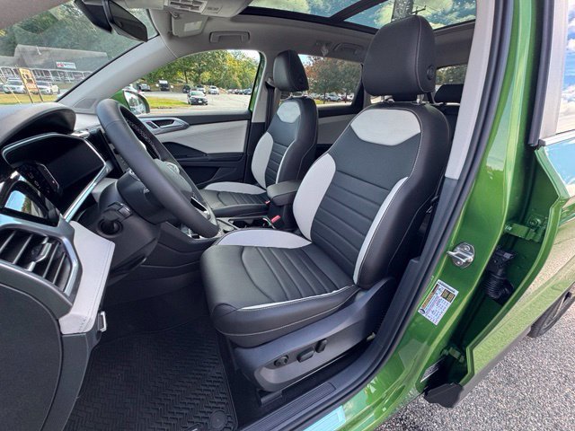 New 2027 Volkswagen Taos SEL AWD/4WD image 29