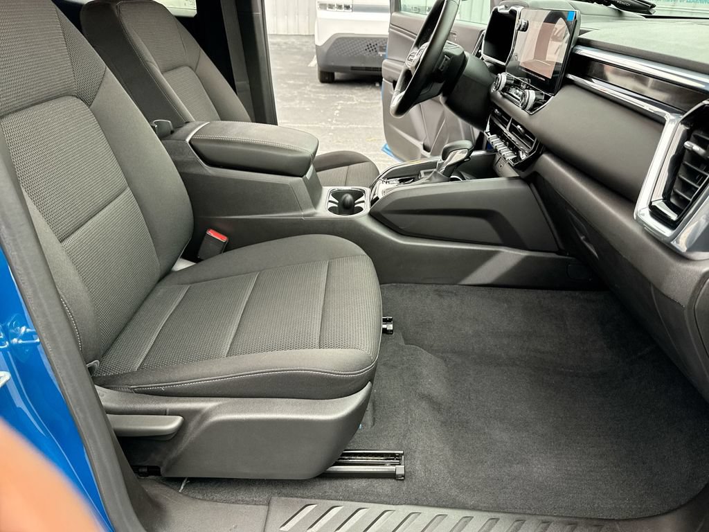 Used 2024 GMC Canyon Elevation w/ Convenience Package RWD image 32