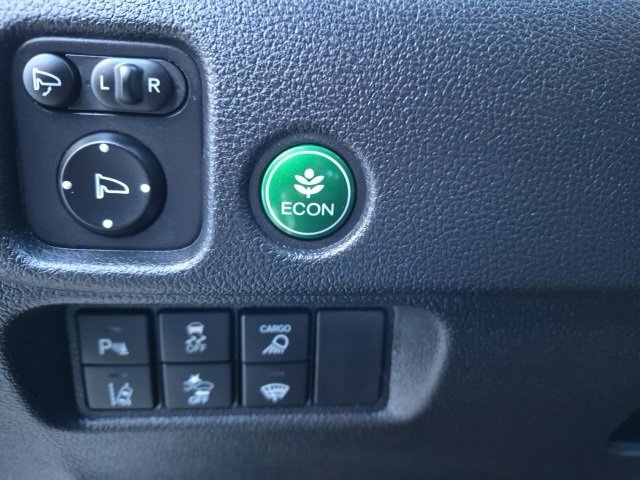 Used 2025 Honda Ridgeline TrailSport image 22