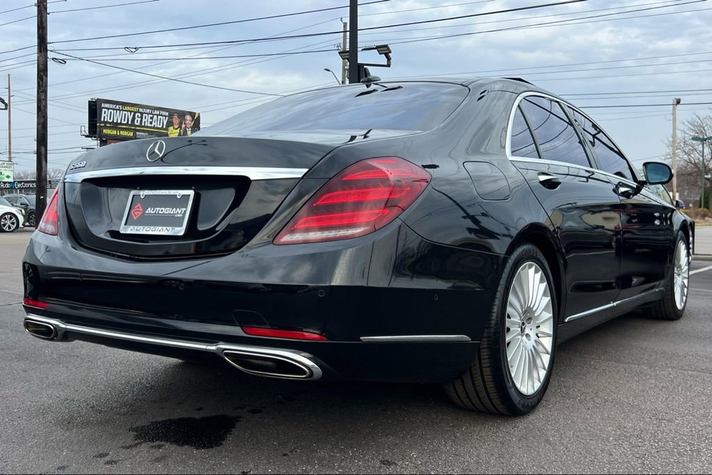 Used 2018 Mercedes-Benz S 560 Sedan image 7