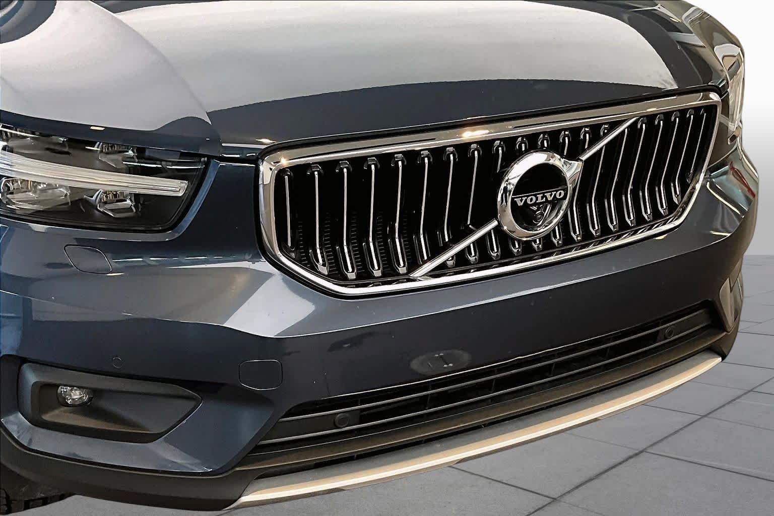 Used 2020 Volvo XC40 T5 Inscription AWD/4WD image 32