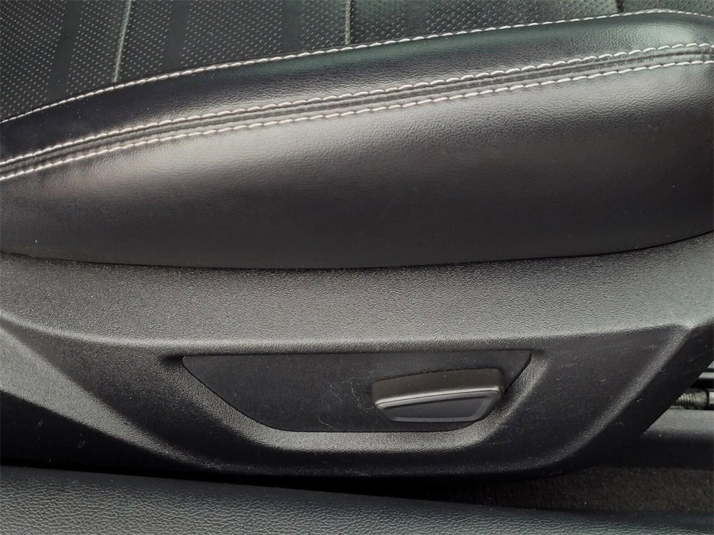 Used 2020 Ford Mustang GT Premium w/ Equipment Group 401A image 13