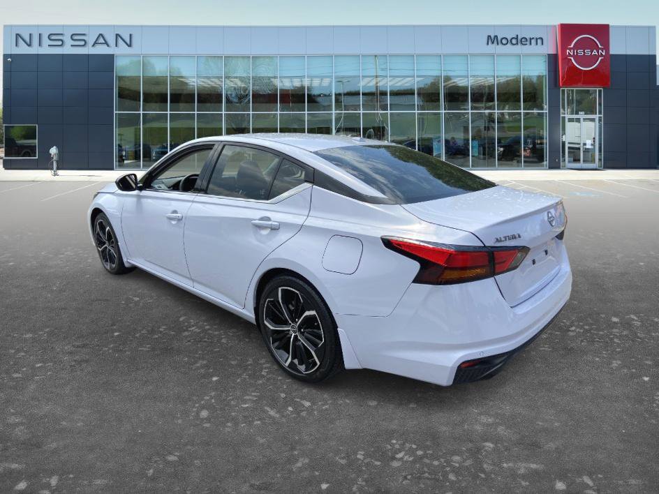 Certified 2024 Nissan Altima 2.5 SR FWD image 6