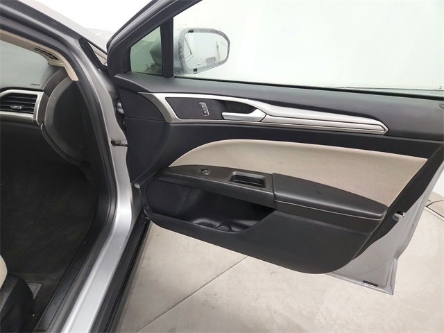 Used 2020 Ford Fusion S image 26