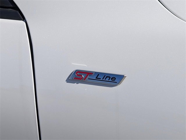 Certified 2024 Ford Escape ST-Line Select w/ Tech Pack #2 image 7