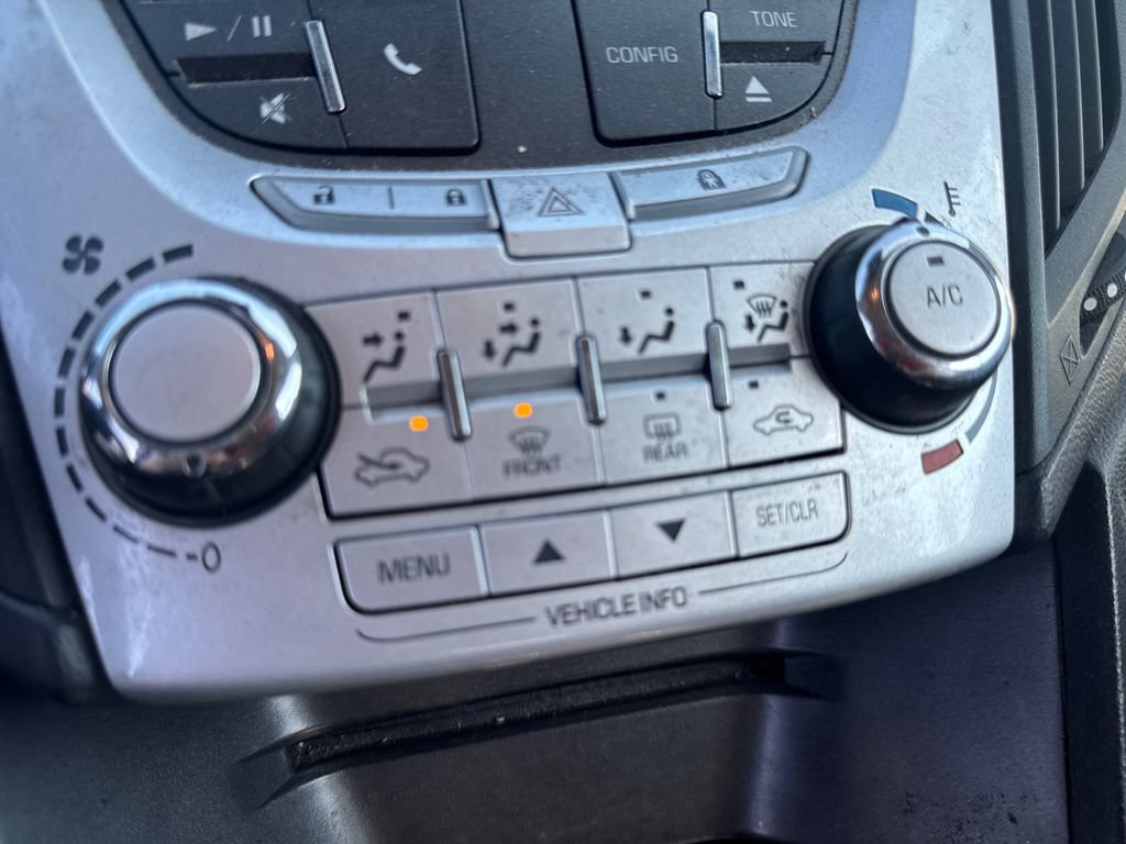 Used 2015 Chevrolet Equinox LT w/ Driver Convenience Package AWD/4WD image 30