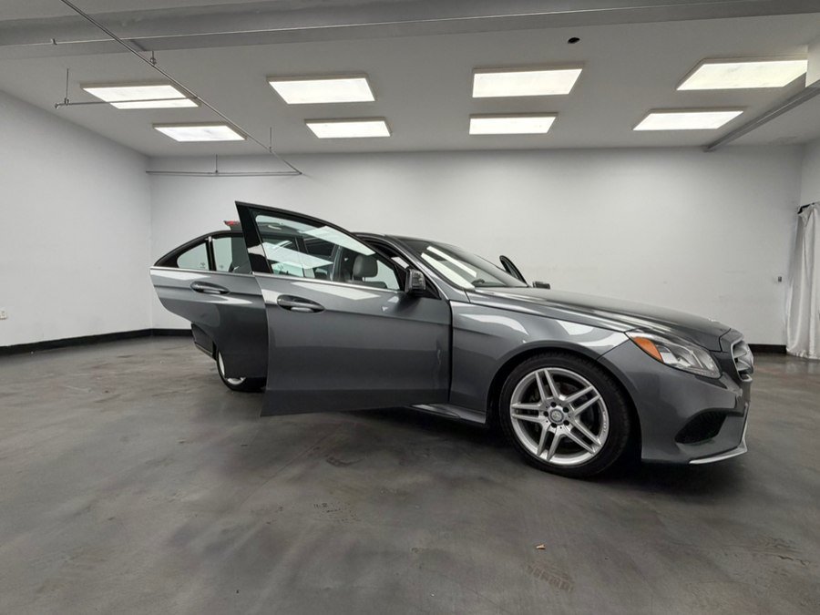 Used 2016 Mercedes-Benz E 350 4MATIC Sedan w/ Premium Package image 25