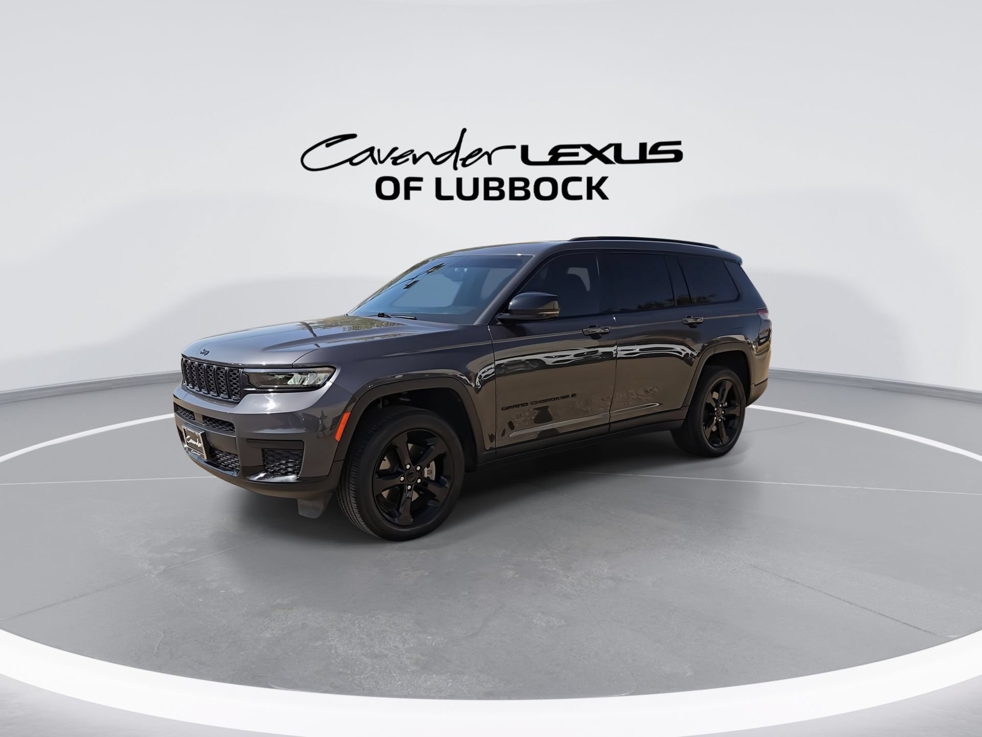 Used 2023 Jeep Grand Cherokee L Laredo AWD/4WD image 4