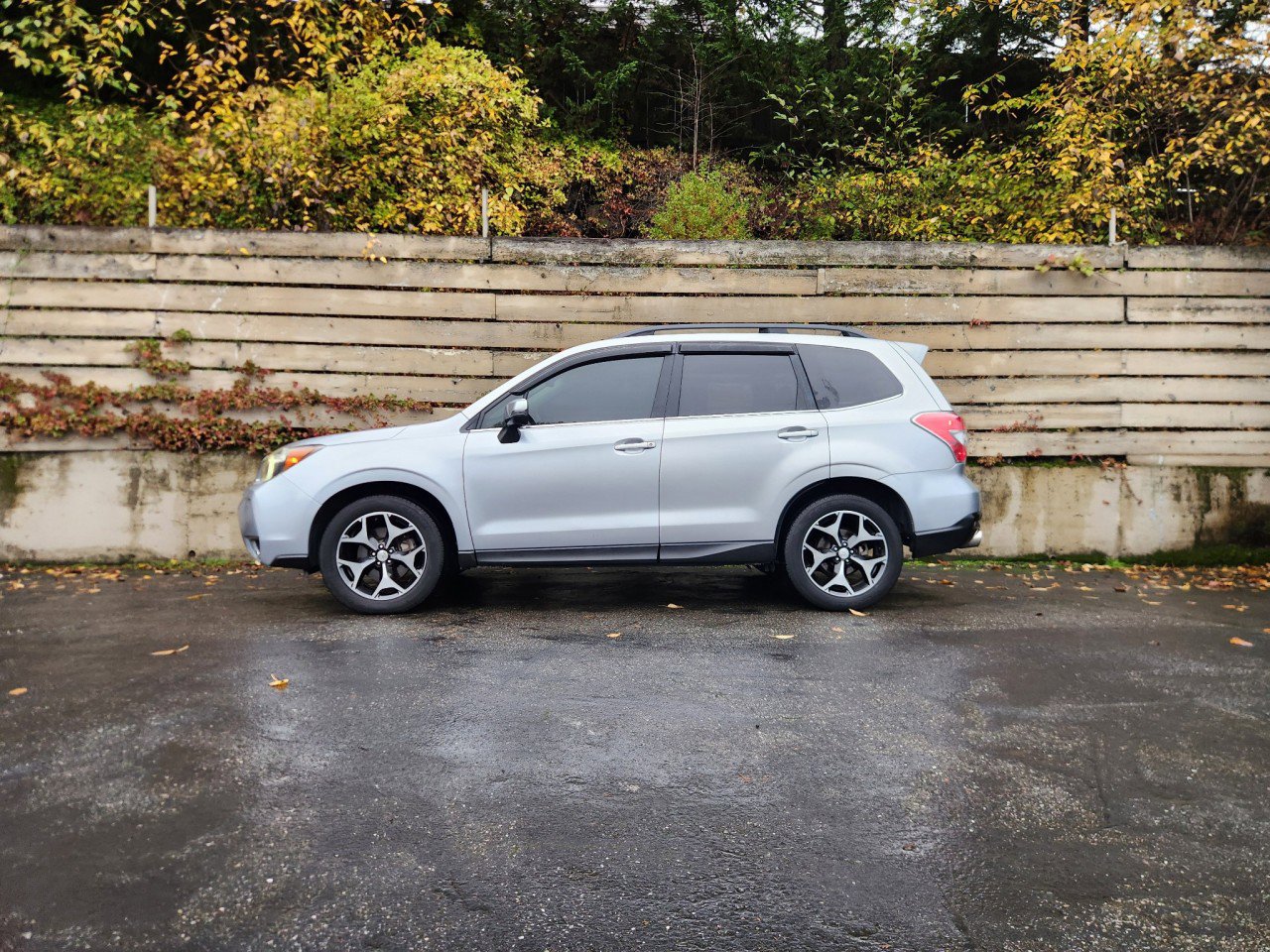 Used 2014 Subaru Forester 2.0XT Touring image 5