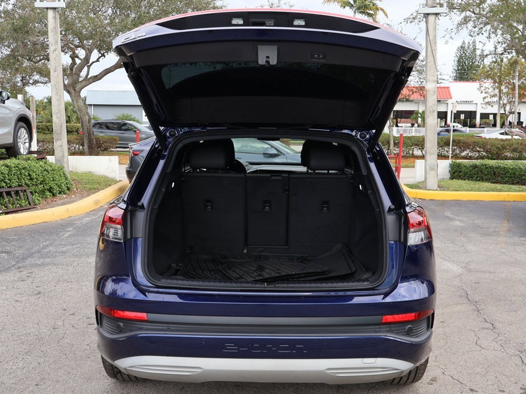 Used 2023 Audi Q4 e-tron Premium Plus w/ Premium Plus image 21