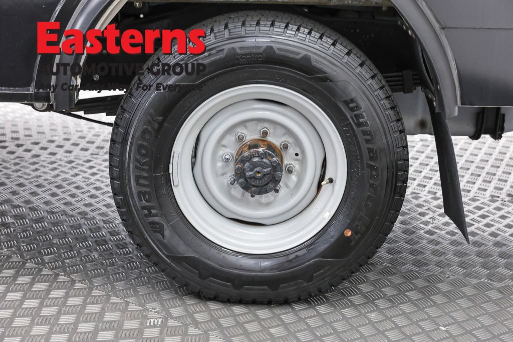Used 2023 Ford E-350 and Econoline 350 Super Duty w/ Power Windows & Locks Group RWD image 31