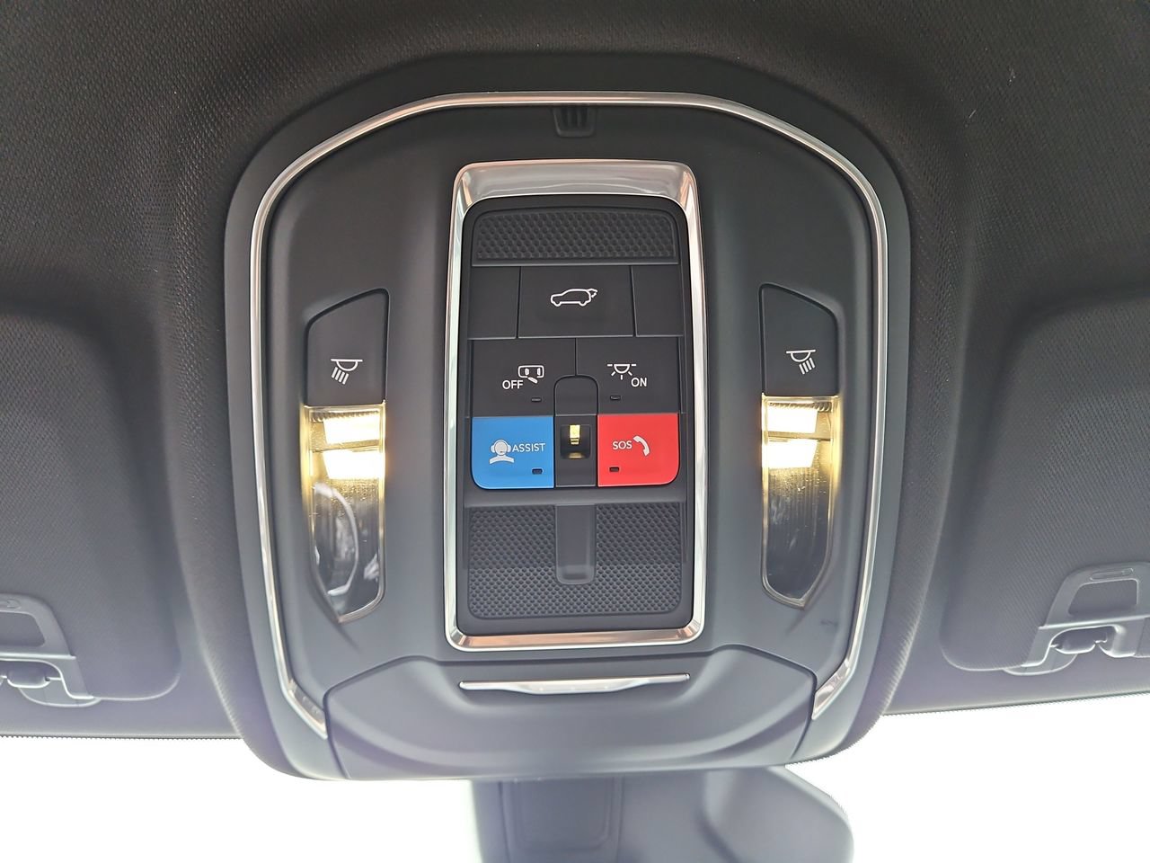 New 2026 Jeep Grand Cherokee Altitude AWD/4WD image 22