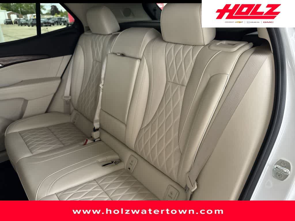 Certified 2023 Buick Envision Avenir AWD/4WD image 24