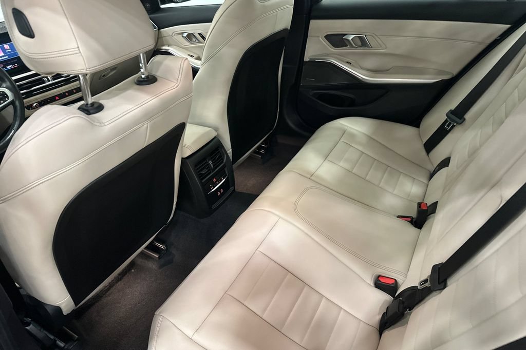 Used 2024 BMW M340i w/ Premium Package RWD image 13