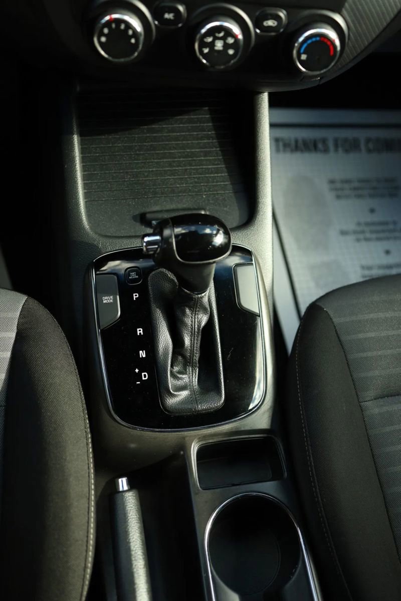 Used 2017 Kia Forte S w/ S Technology Package image 24