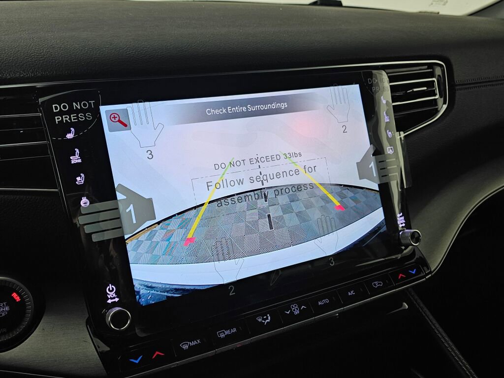 New 2026 Jeep Grand Wagoneer L 4WD w/ HD Trailer Tow Package image 29