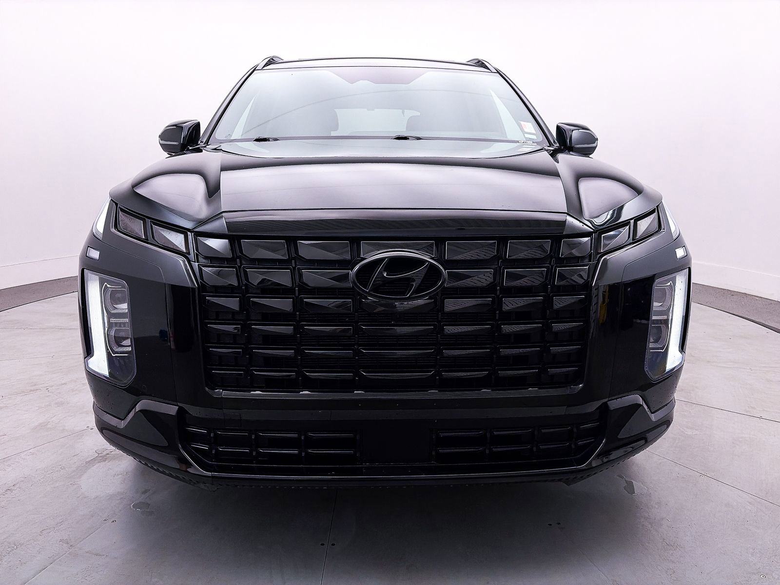 Used 2024 Hyundai Palisade Calligraphy image 15