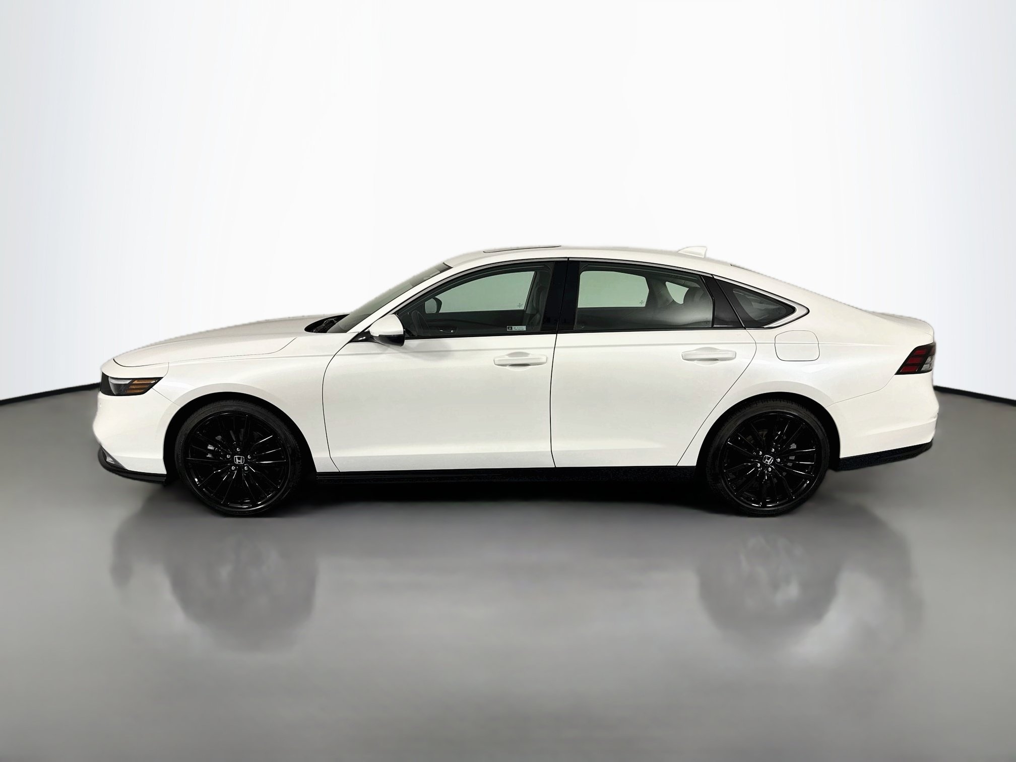 Certified 2024 Honda Accord Touring image 8