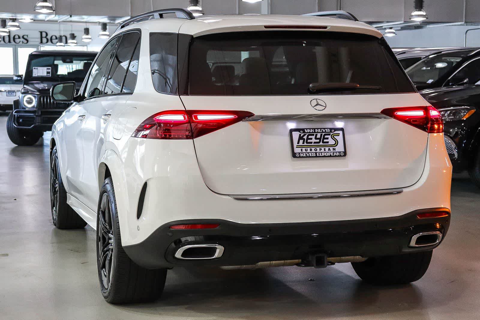 Certified 2025 Mercedes-Benz GLE 450e 4MATIC image 2