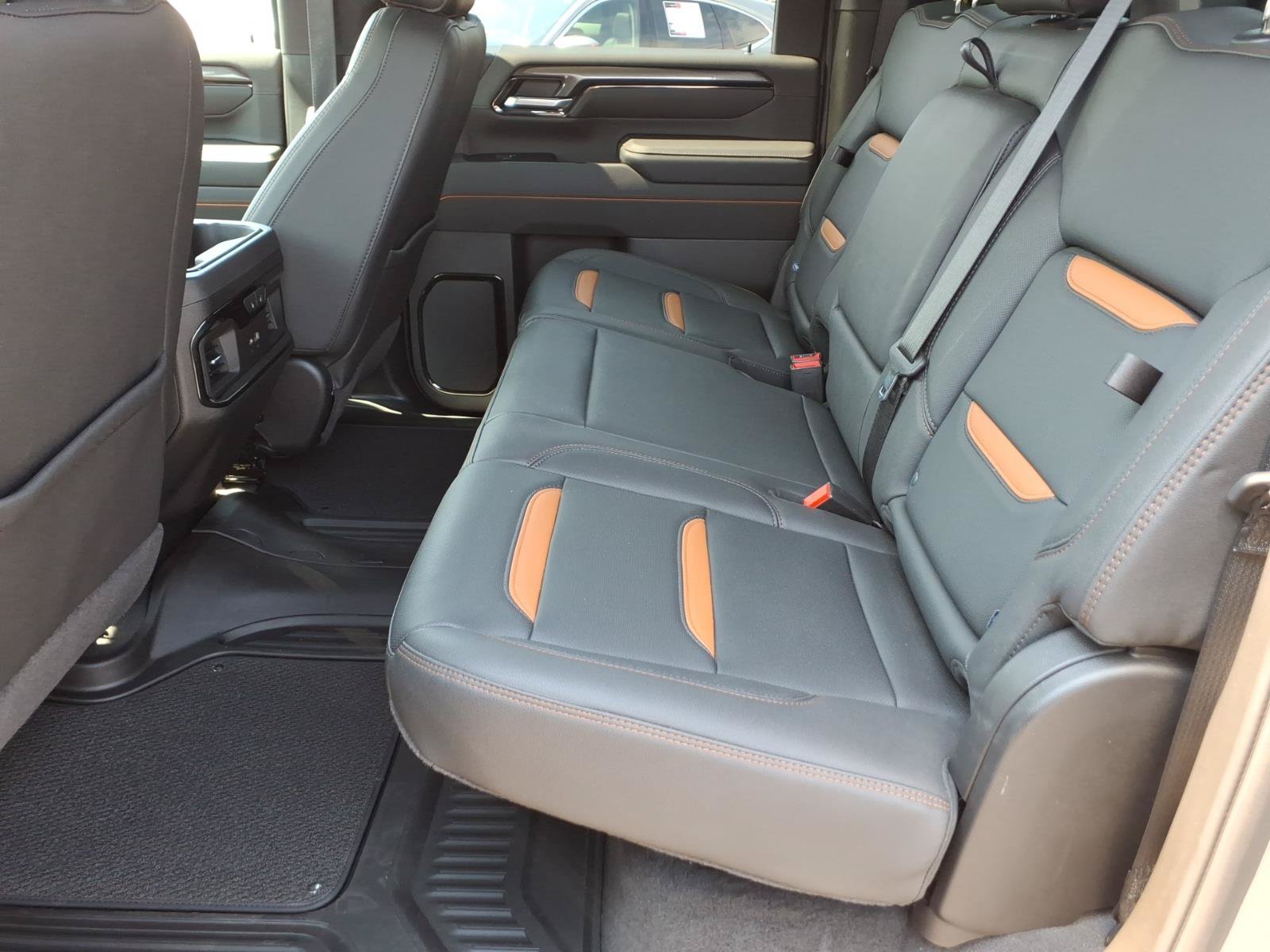 Used 2026 GMC Sierra 2500 AT4 w/ AT4 Premium Plus Package AWD/4WD image 27