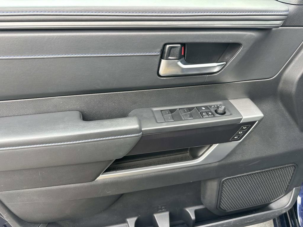 Used 2023 Toyota Sequoia Platinum AWD/4WD image 16