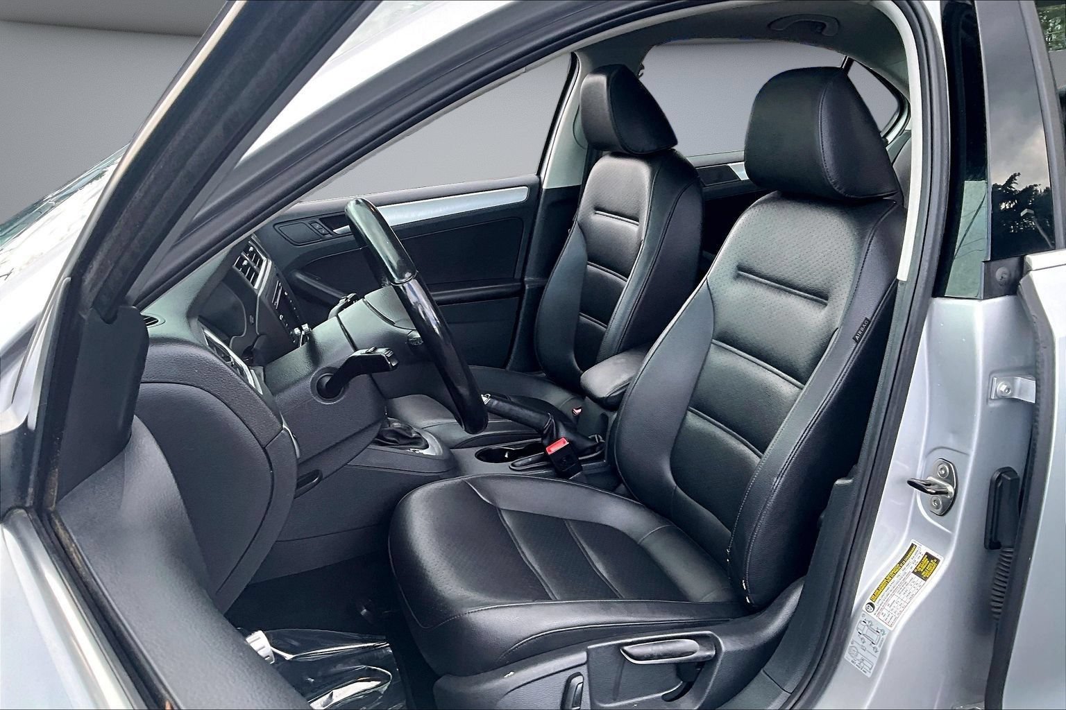 Used 2014 Volkswagen Jetta SE FWD image 19