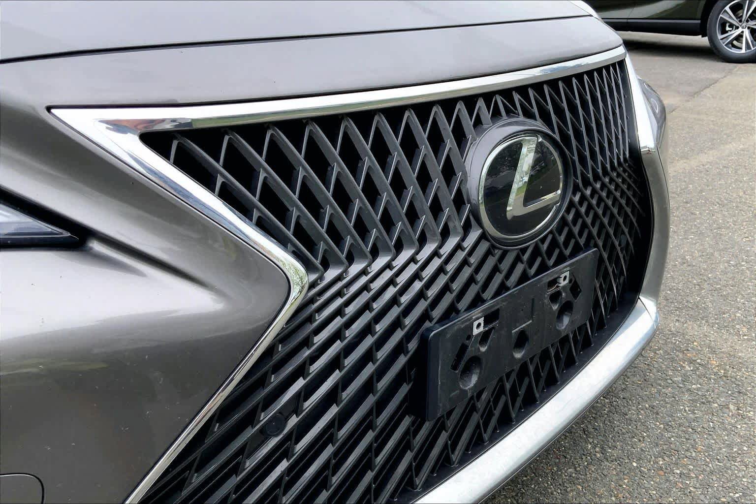 Used 2023 Lexus LS 500 AWD w/ Interior Upgrade Package image 30