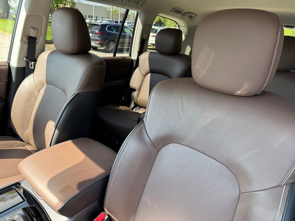 Used 2024 INFINITI QX80 Premium Select w/ Cargo Package AWD/4WD image 16