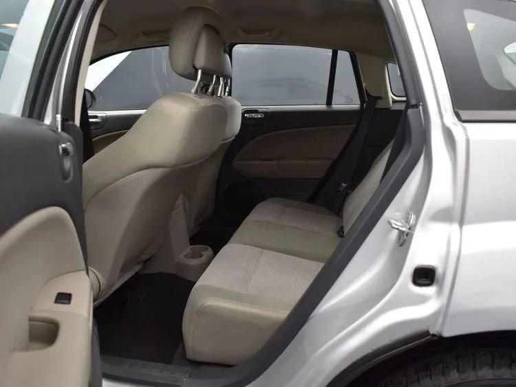 Used 2011 Dodge Caliber Mainstreet image 15