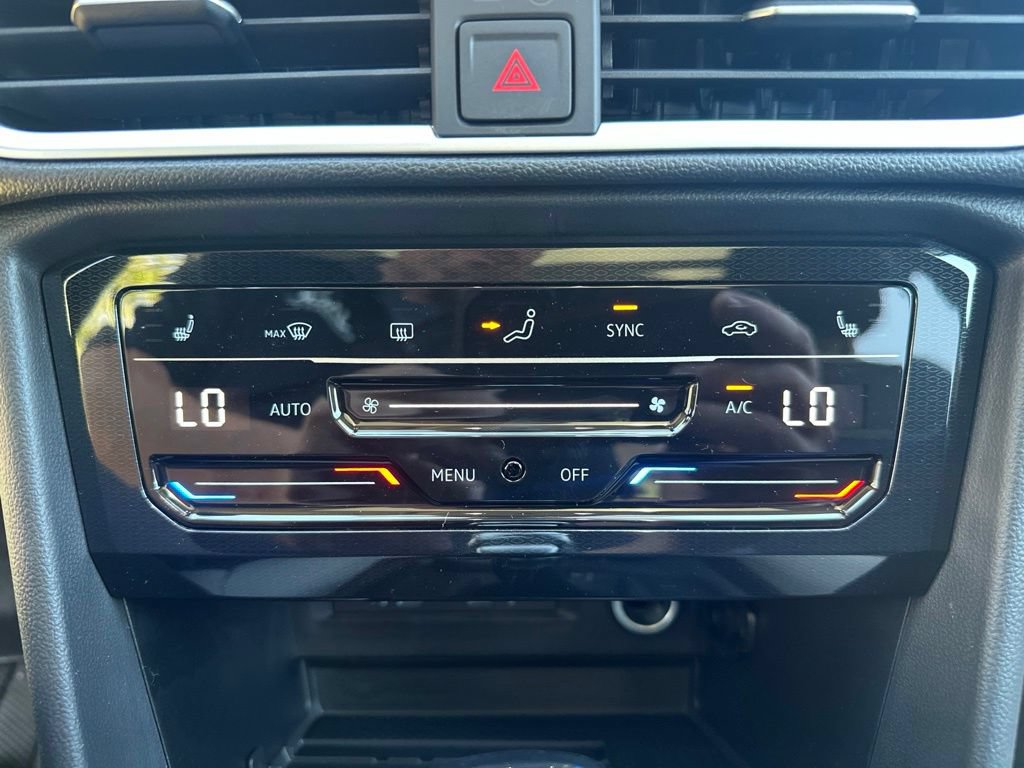 New 2026 Volkswagen Taos SE AWD/4WD image 17
