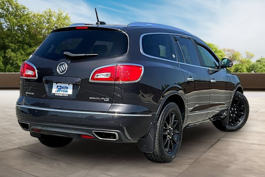 Used 2017 Buick Enclave Leather w/ Trailering Package, 4500 LBS. AWD/4WD image 2