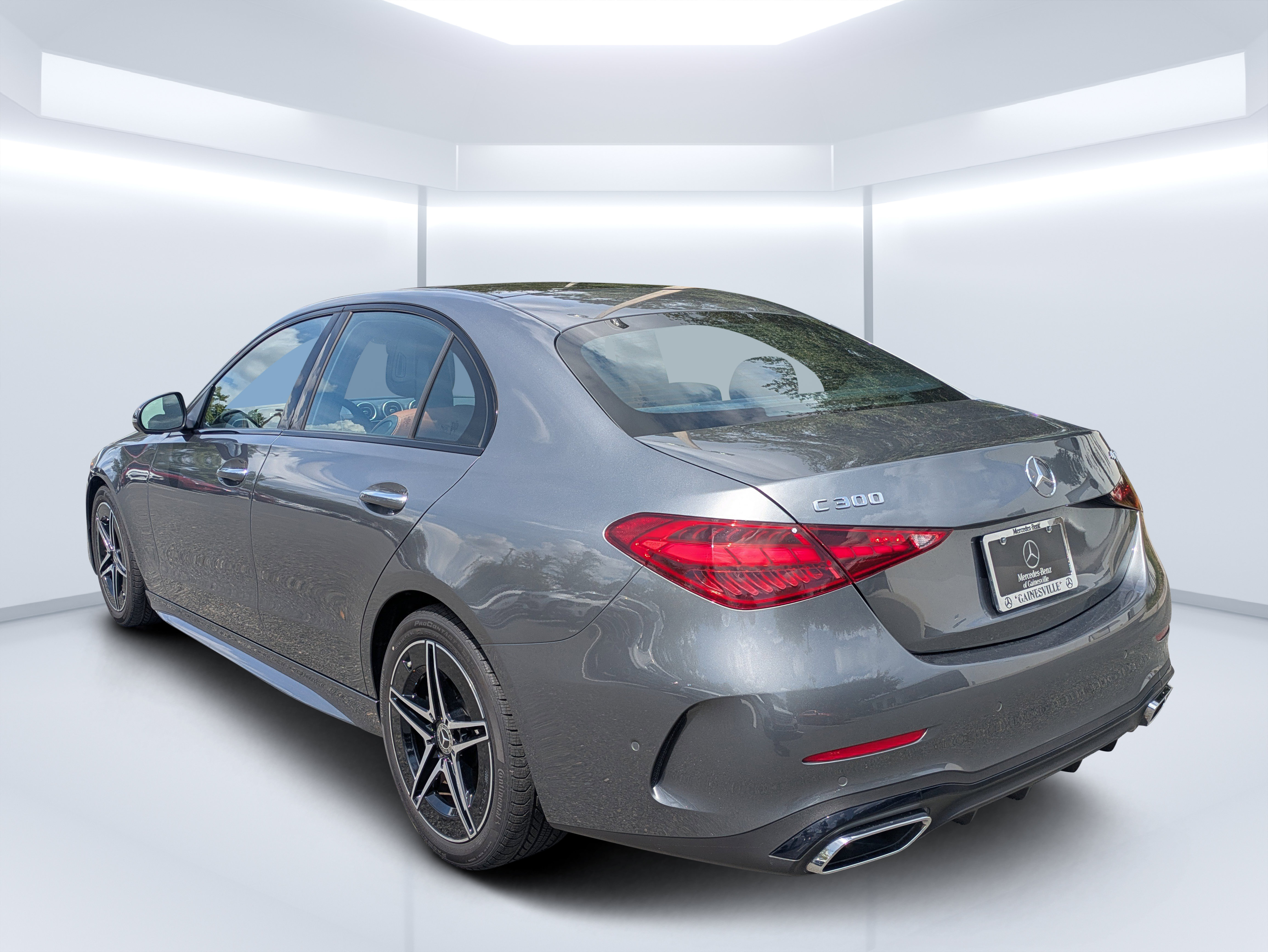 Used 2024 Mercedes-Benz C 300 4MATIC Sedan image 5