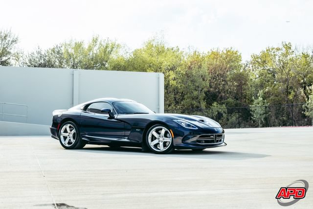 Used 2014 SRT Viper SRT-10 w/ Exterior Carbon Fiber Package RWD image 41