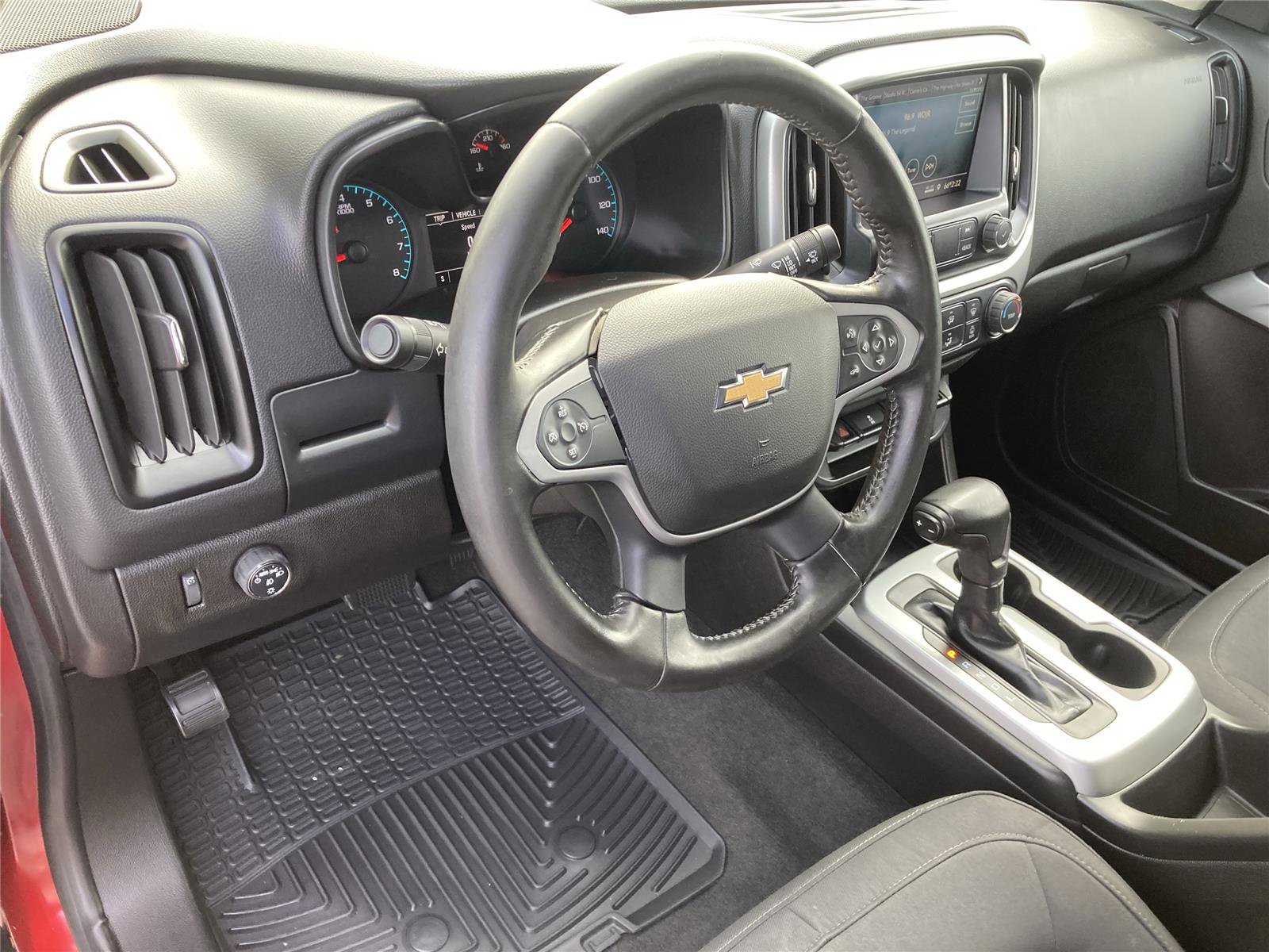 Used 2021 Chevrolet Colorado LT w/ LT Convenience Package image 9