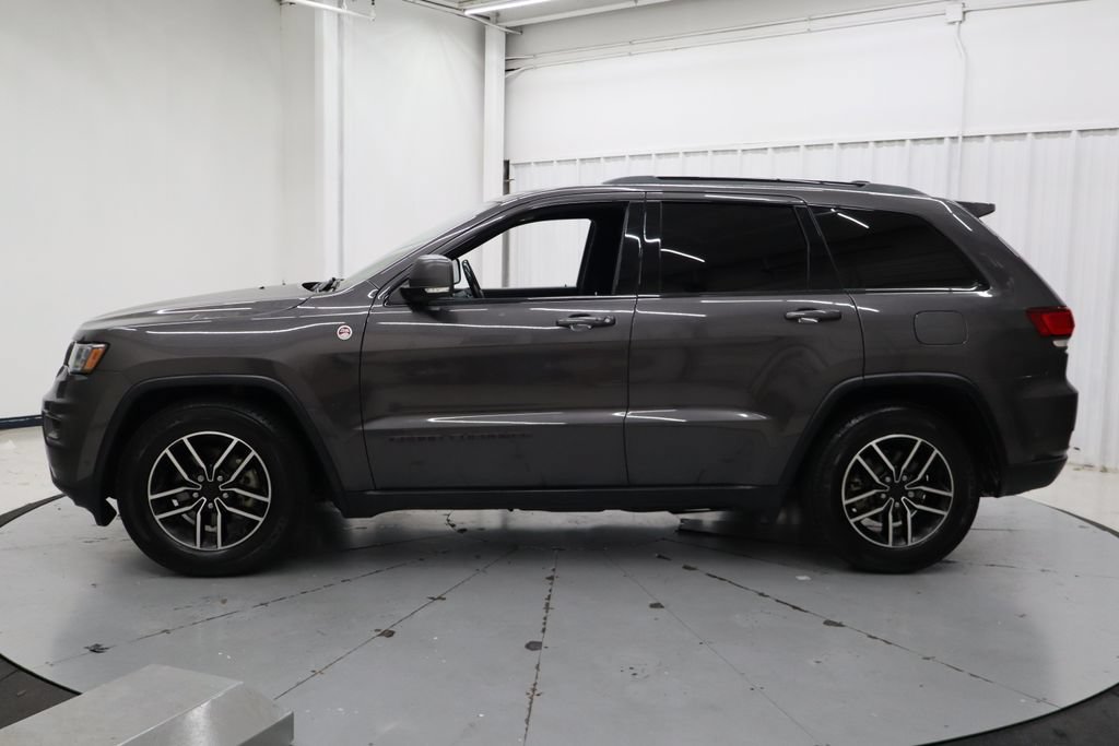 Used 2020 Jeep Grand Cherokee Trailhawk w/ Trailhawk Luxury Group AWD/4WD image 6