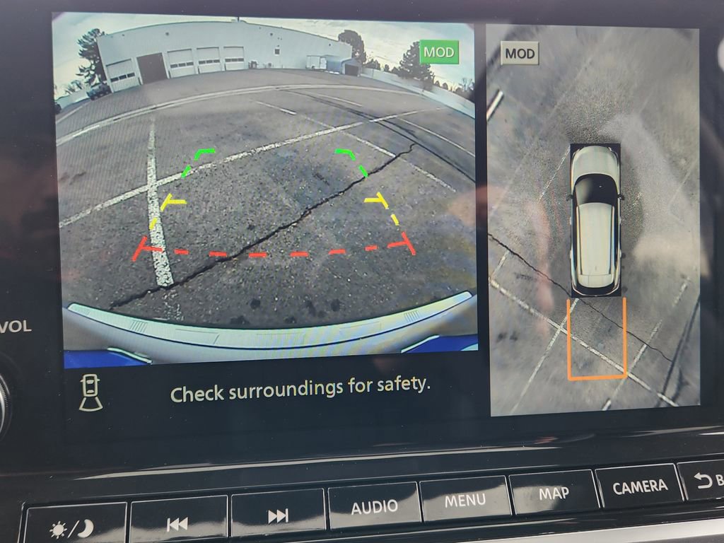 Used 2022 Nissan Rogue Platinum w/ Head-Up Display Package image 22