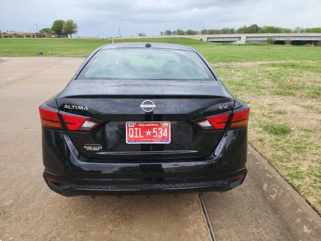 Used 2023 Nissan Altima 2.5 SV image 4