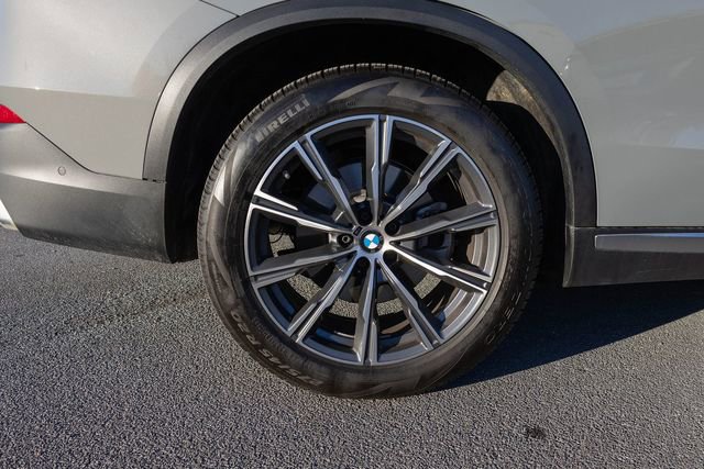 Certified 2025 BMW X5 xDrive40i w/ Parking Assistance Package image 10