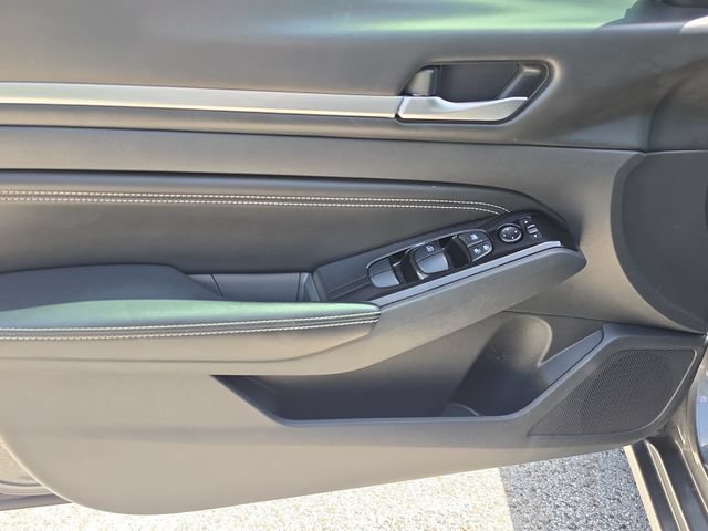 Certified 2021 Nissan Altima 2.5 SV w/ SV Premium Package FWD image 17