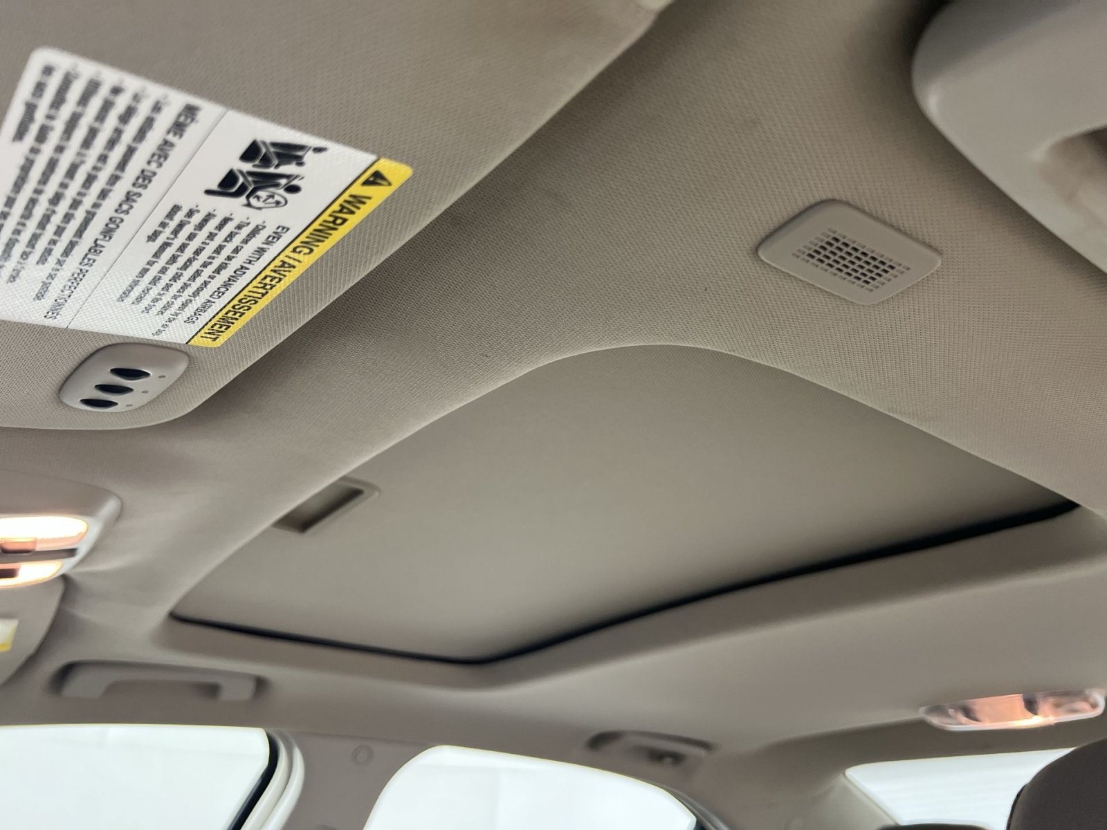 Used 2012 Ford Fusion Hybrid FWD image 23