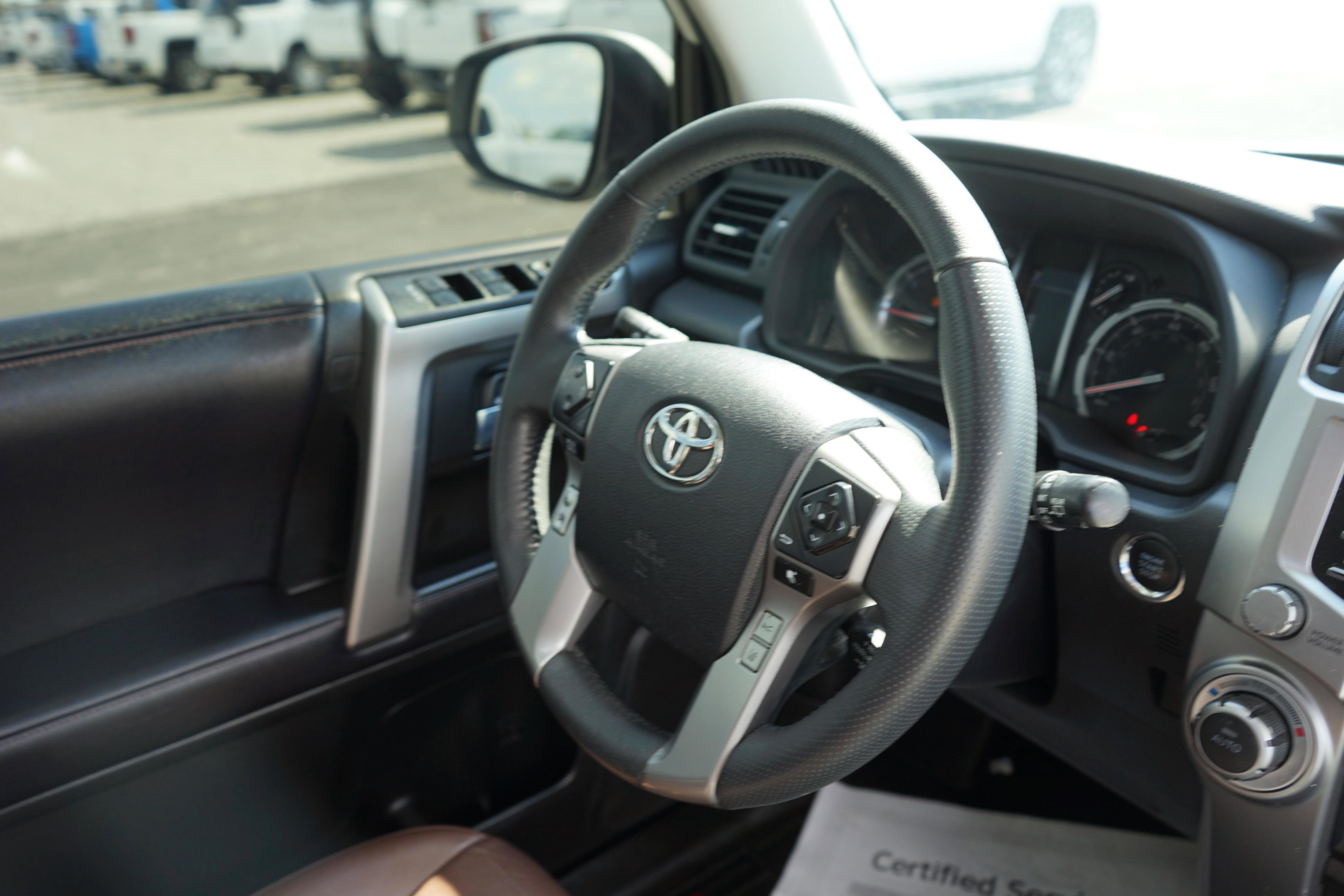 Used 2020 Toyota 4Runner 2WD image 28