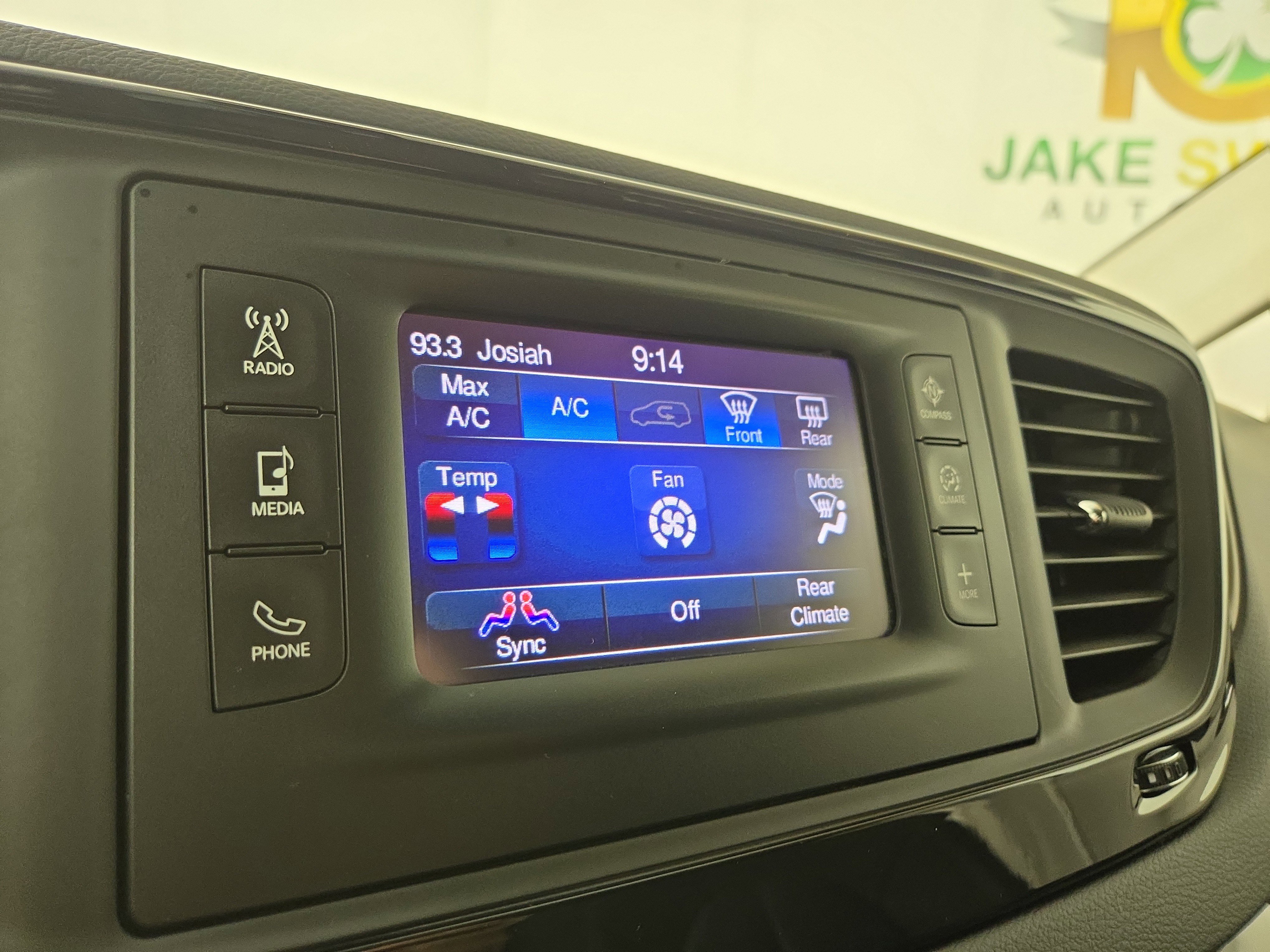 Used 2017 Chrysler Pacifica LX w/ Tire & Wheel Group image 28