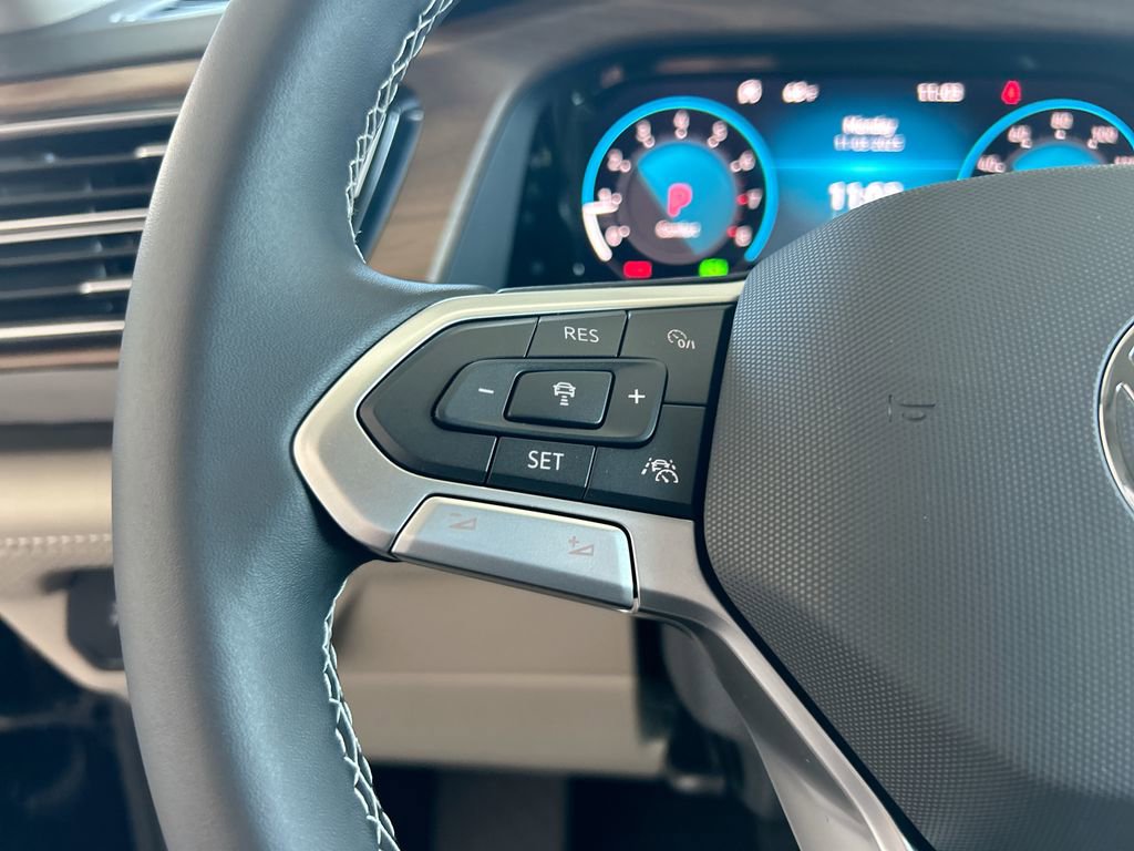 New 2026 Volkswagen Atlas SE image 17