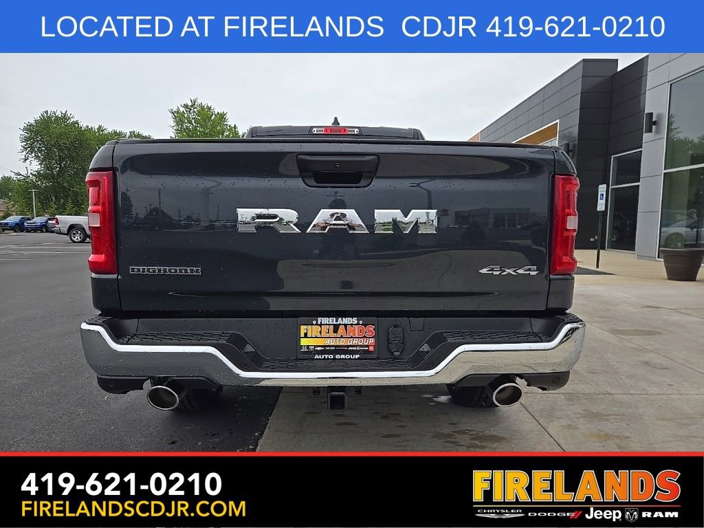 New 2026 RAM 1500 4x4 Crew Cab image 4