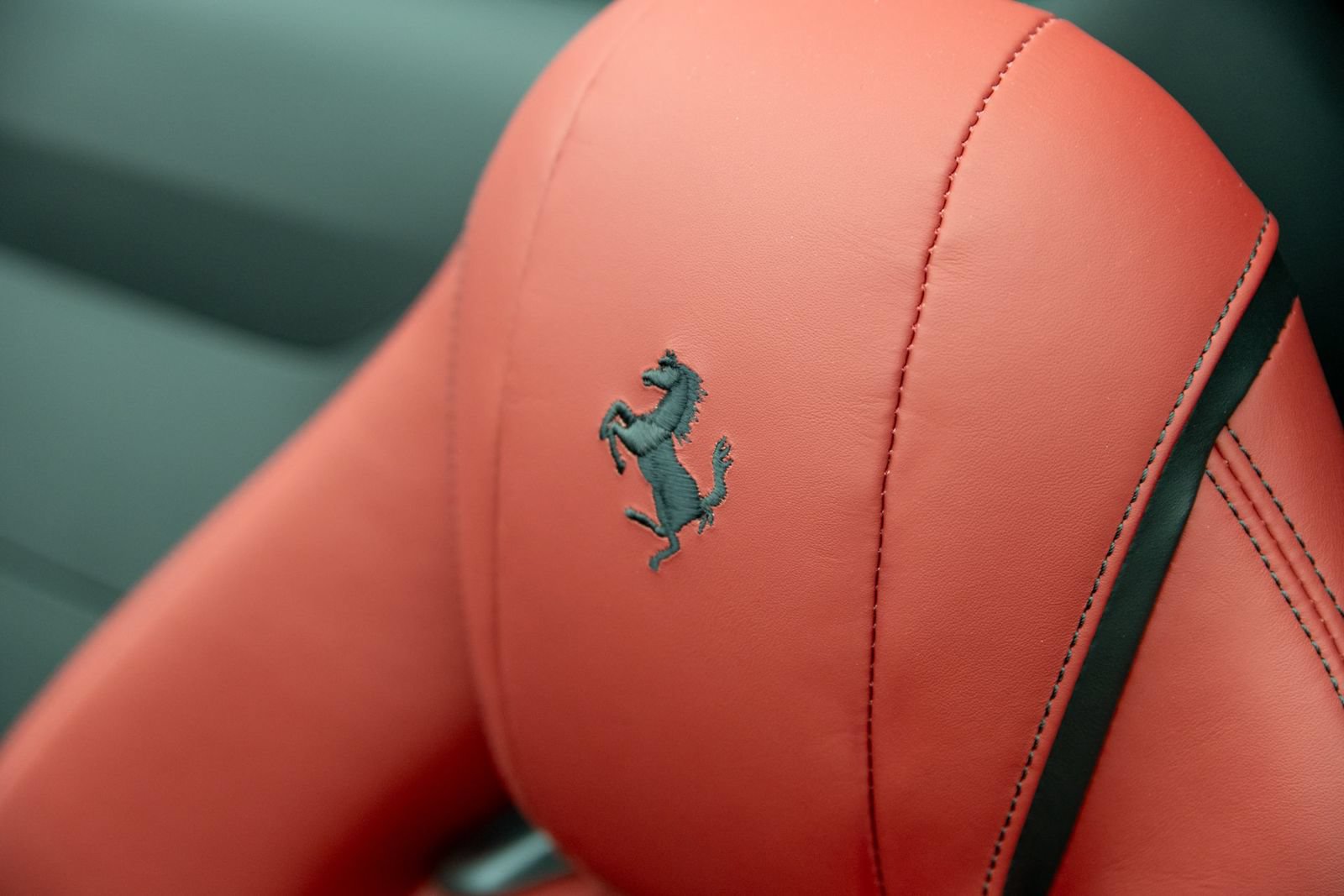 Used 2022 Ferrari 812 GTS RWD image 25